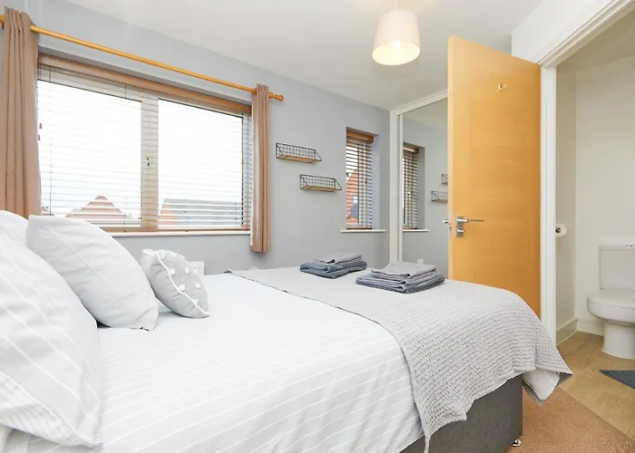 Derby Comfort Stay - 2 Bed House, 3 Min Walk To Hospital, Free Parking