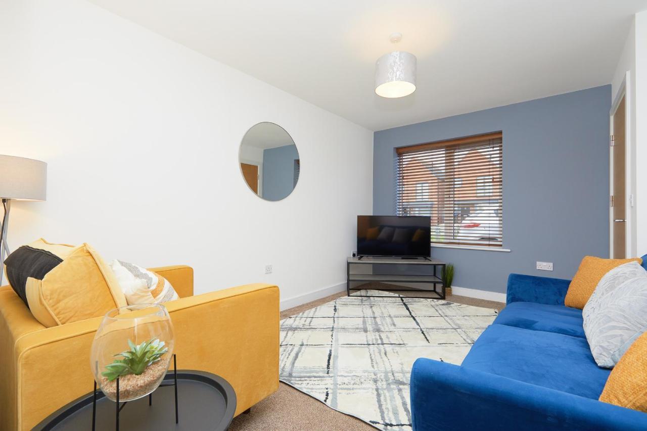 Comfort - 2 Bed House, 3 Min Walk To Hospital, Free Parking Derby