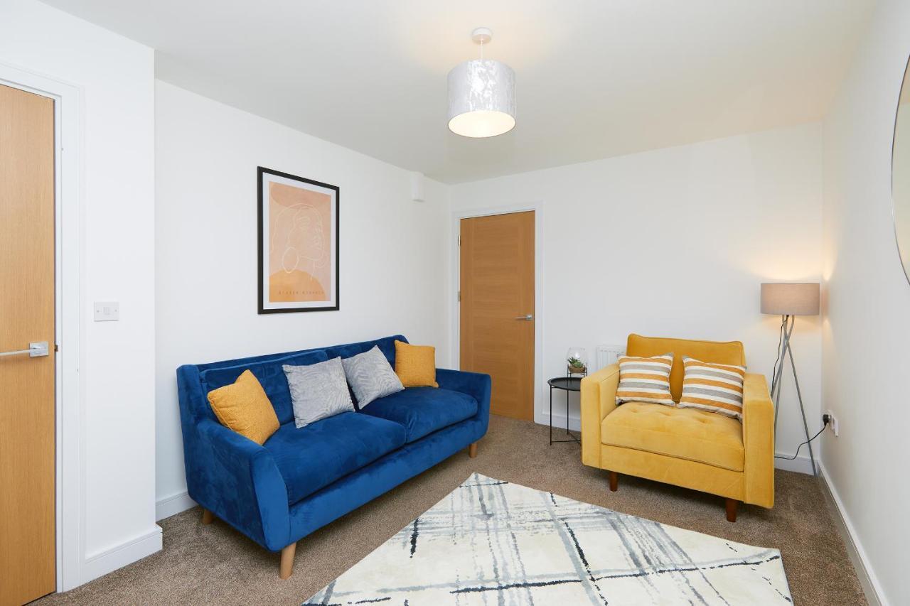 Comfort - 2 Bed House, 3 Min Walk To Hospital, Free Parking * Derby